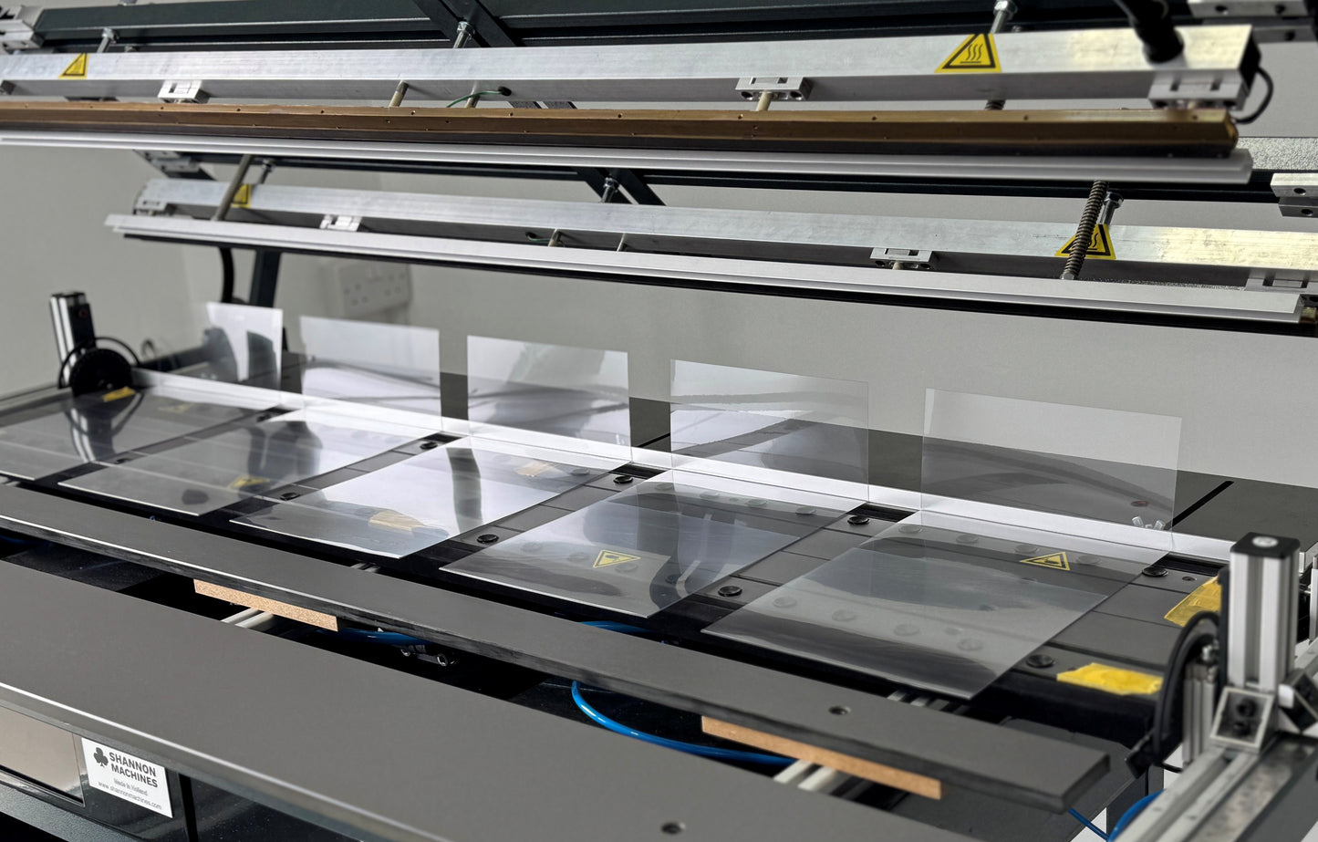 'C' SHAPED POSTER HOLDERS